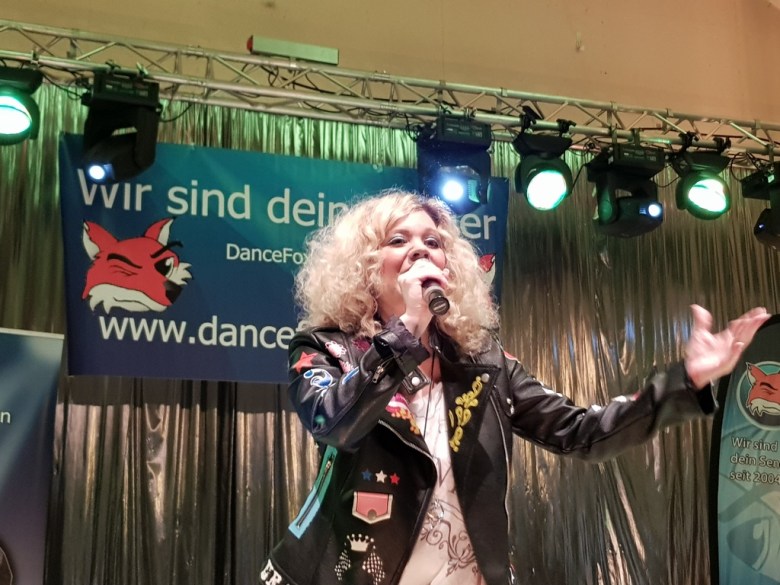 Miriam von Oz