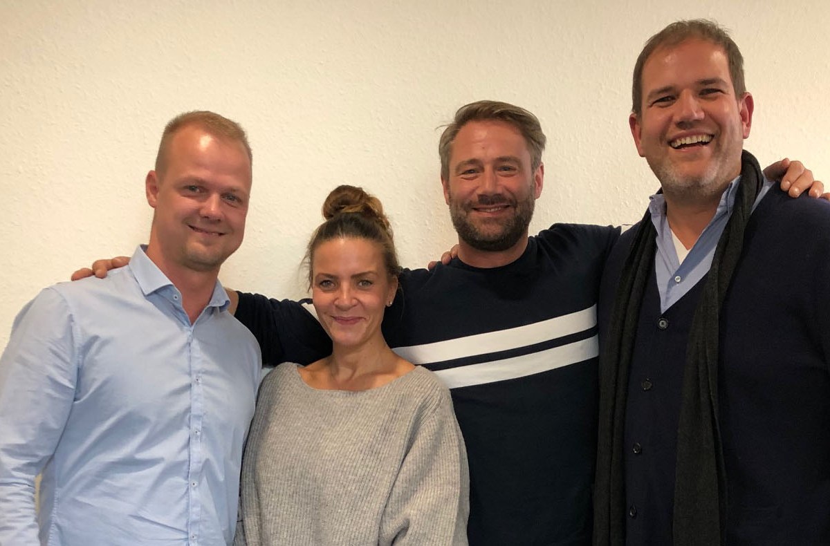 Christian Bandow (Projektleiter MEG), Julia Röntgen (xray Entertainment- Management Sasha), Sasha, Jan Mewes (Geschäftsführer MEG)