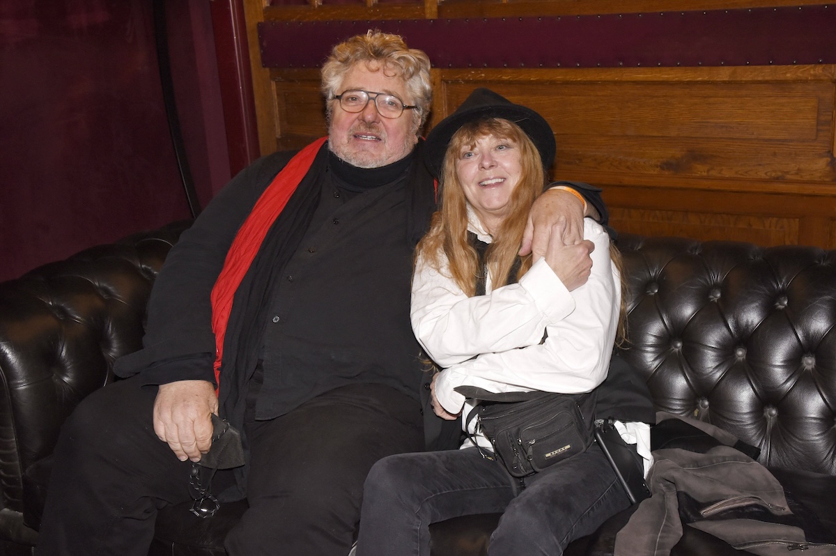 Michael Schanze mit Lebensgef‰hrtin Uschi Kˆhl bei der VIP-Premiere der neuen Show in Schuhbecks teatro. M¸nchen, 04.11.2021 *** Michael Schanze with his partner Uschi Kˆhl at the VIP premiere of the new show in Schuhbecks teatro Munich, 04 11 2021 Foto:xS.xAdamx/xFuturexImage