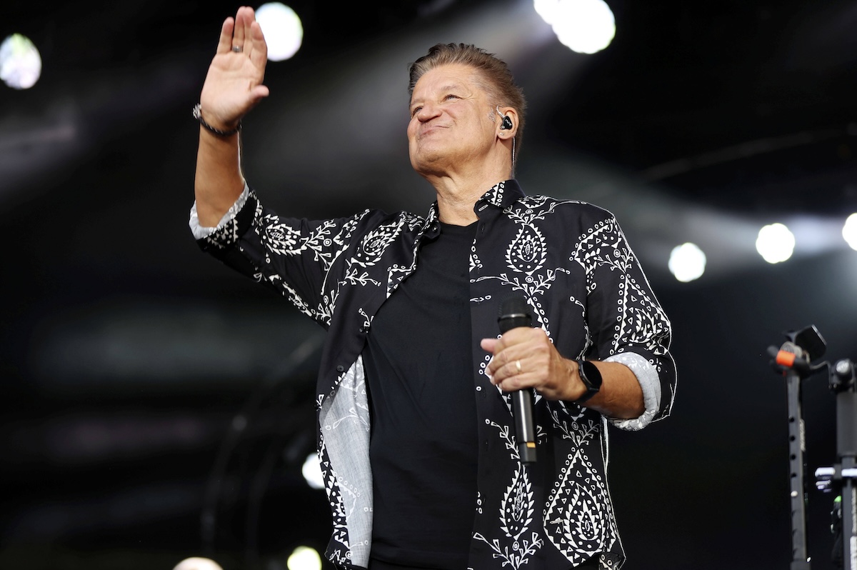 Hartmut Engler von Pur live bei einem Konzert beim Summertime Norderney. Norderney, 26.07.2024 *** Hartmut Engler from Pur live at a concert at Summertime Norderney Norderney, 26 07 2024 Foto:xxF.xZeisingx/xFuturexImagex pur_7225