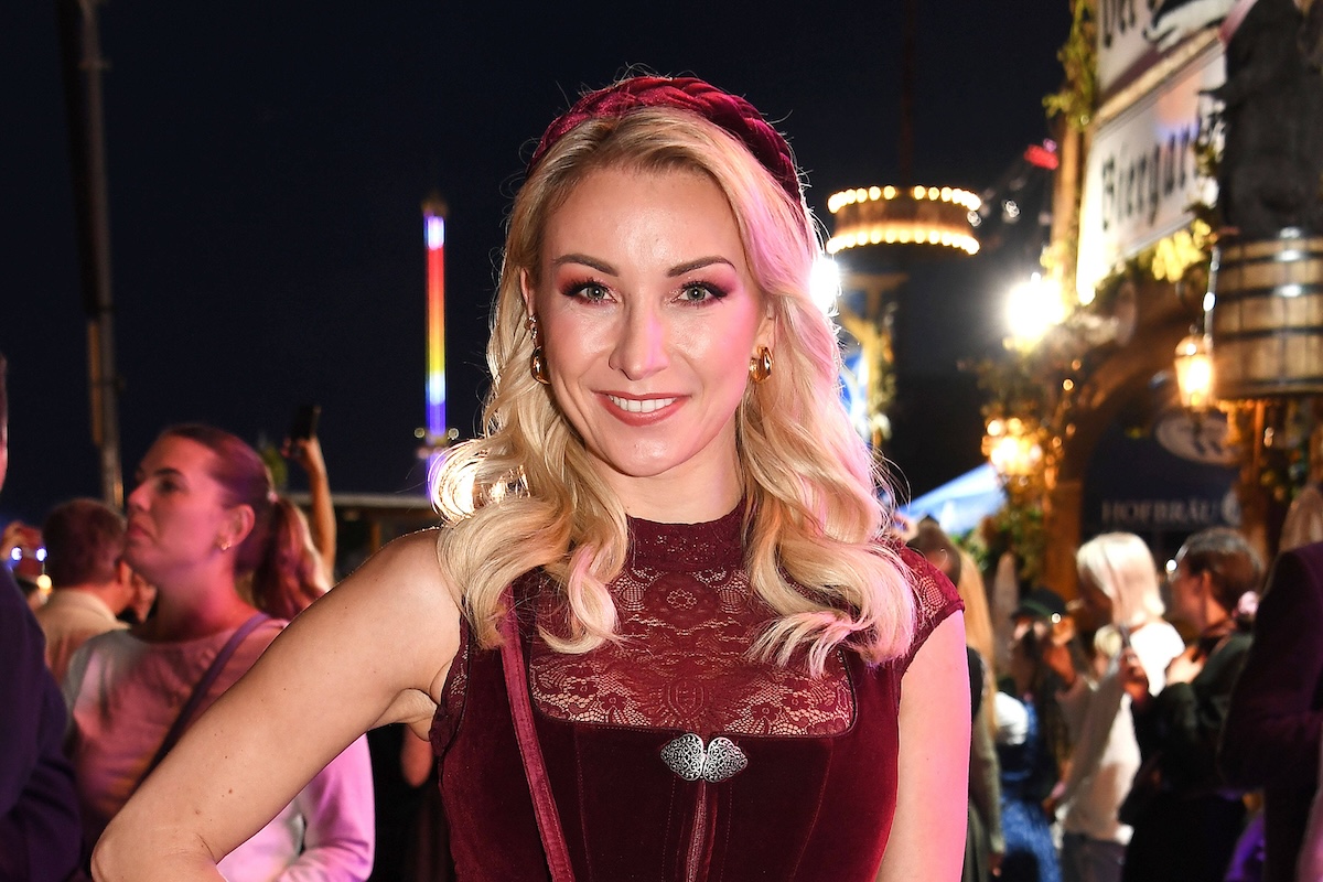 Anna Carina Woitschack beim Wiesn Almauftrieb auf dem Oktoberfest am 22.09.2024 in Muenchen Wiesn Almauftrieb beim Oktoberfest 2024 in Muenchen *** Anna Carina Woitschack at the Wiesn Almauftrieb at the Oktoberfest on 22 09 2024 in Munich Wiesn Almauftrieb at the Oktoberfest 2024 in Munich PUBLICATIONxINxGERxSUIxAUTxONLY